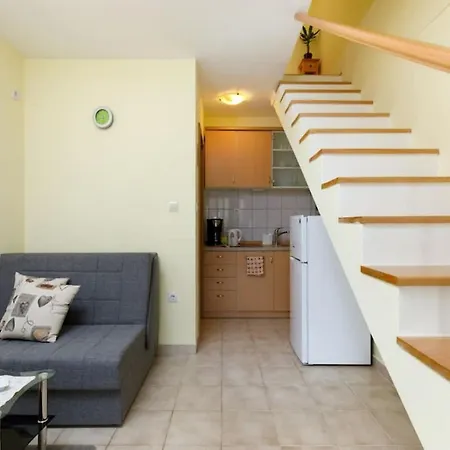Stunning 1-bed In Apartamento Split