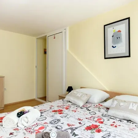Stunning 1-bed In شقة *